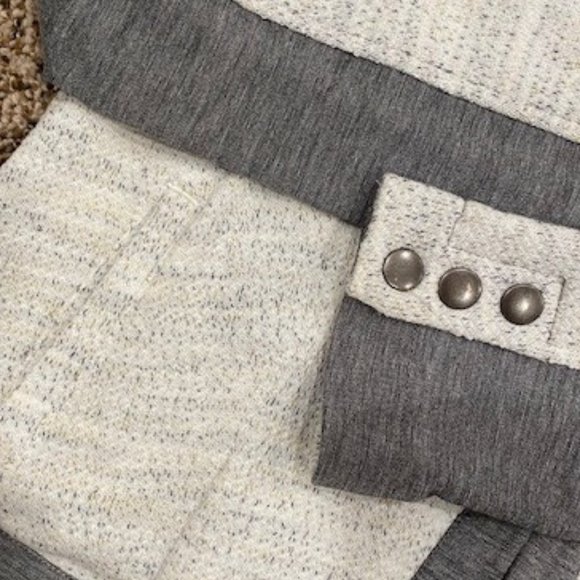 CAbi Shrunken Moto Blazer - Picture 13 of 16